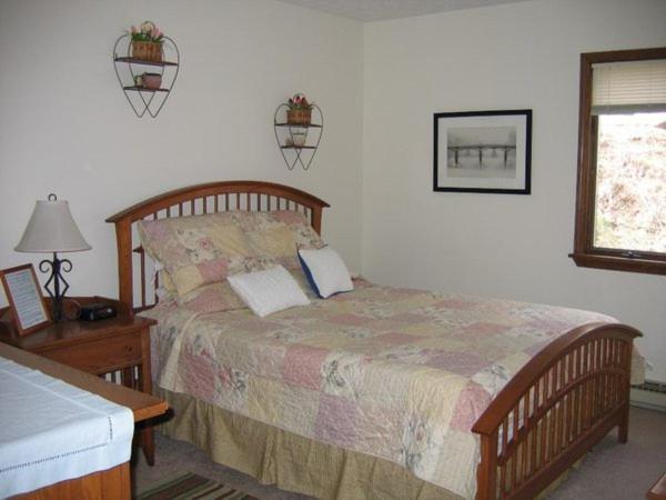 Hotel Spruce Hill &