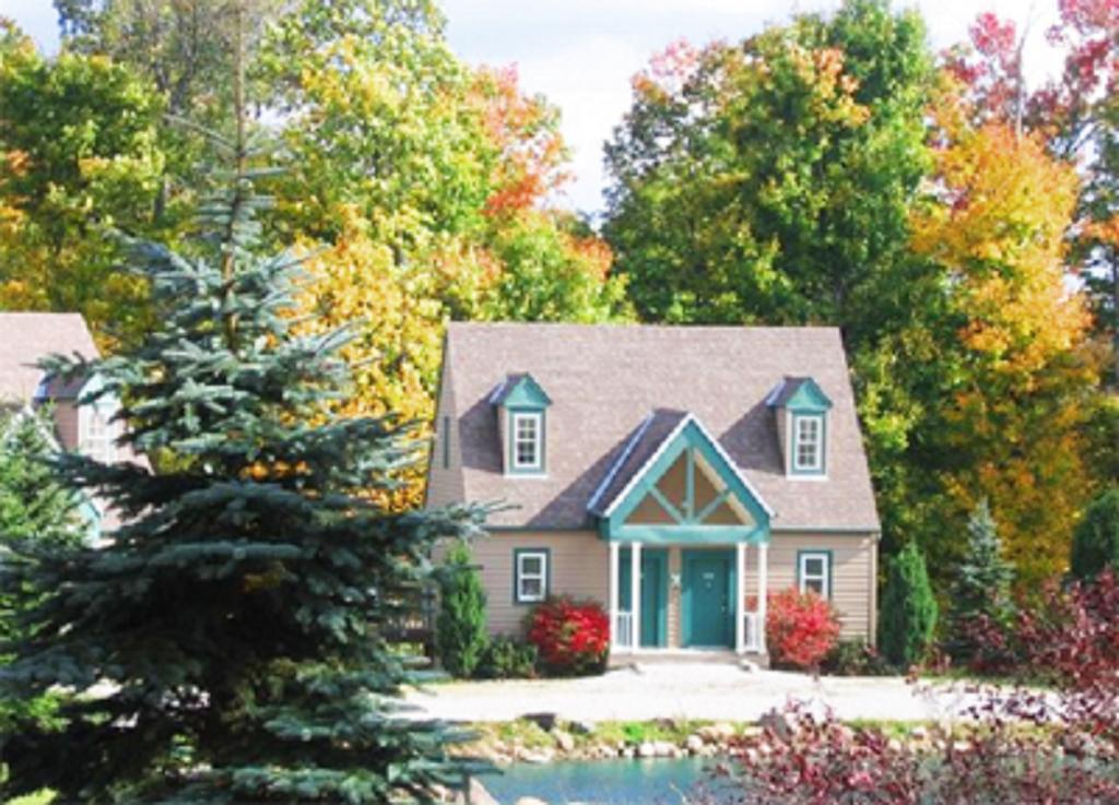 Hotel Spruce Hill & 4*