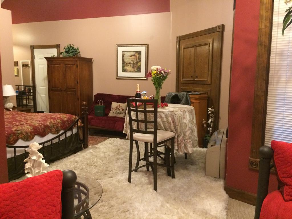 Hotel Spruce Hill & 4*